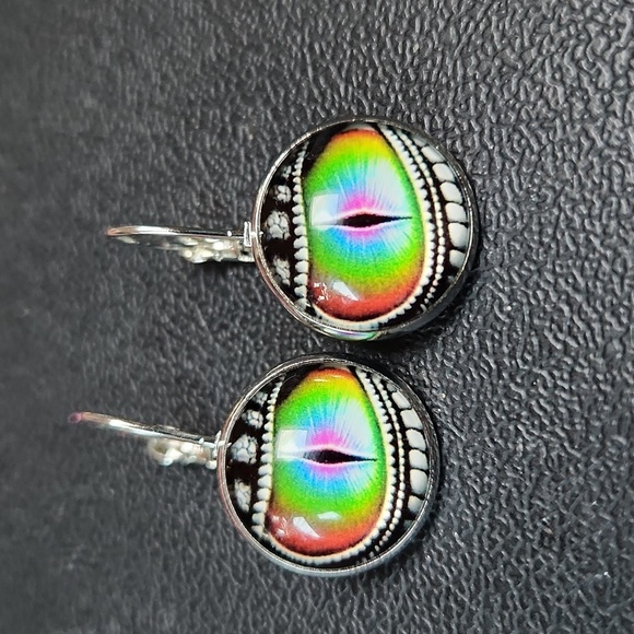 Devil Dragon's Eye Earrings Dragon Eye Drop Earrings NWT Dragon Lovers Gift - Picture 2 of 3